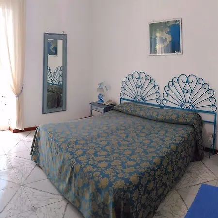 Poseidon 3* Lipari