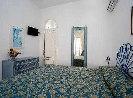 Hotel Poseidon 3*
